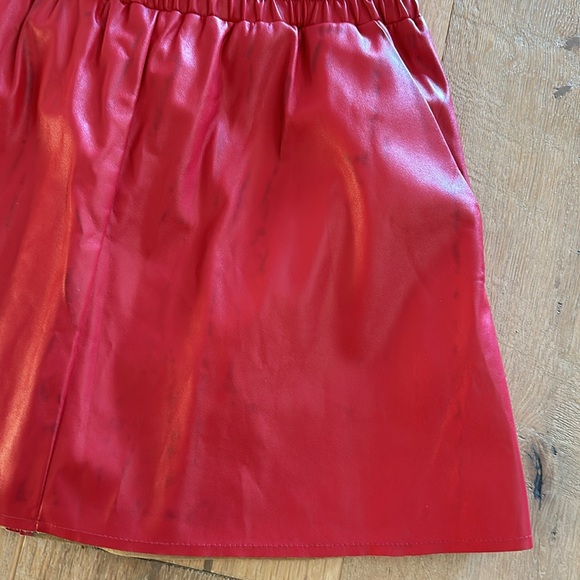 BCBG Max Azria faux leather skirt - Picture 4 of 8